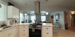 455 Louisiana Avenue Gallery 7