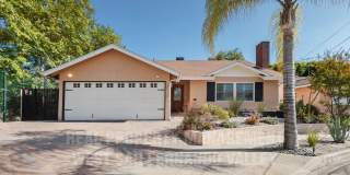 Stunning 3bd Home with Private Outdoor Oasis Gallery 3