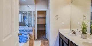 Westside area for Short or Long Term Rental (Completely Furnished) Beautiful 3 bed/2.5 baths plus Office space Gallery 13