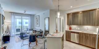 Pearl at Flagler Village Gallery 7