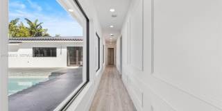 116 W 1st Ct Gallery 19