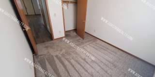 Affordable 2 Bedroom/2 Bath in Raymore-Available in MAY!! Gallery 1