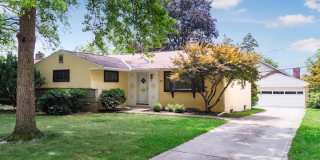 Worthington Schools. Blocks from downtown. Gallery 1