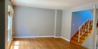Cozy 3 bedroom 1.5 Bathroom Townhouse! Hardwood Throughout! Parking Included In Rent! Available for a June Move In! Gallery 11