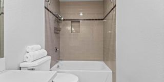 Desirable location! Move-In Ready! Gallery 16