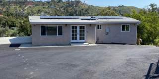 3 Bed-2 Bath Single Story Home Lakeside with RV parking Gallery 1