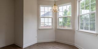 Beautifully maintained 4 bedroom, 2.5 bathroom home for rent in South Chesapeake! Gallery 20