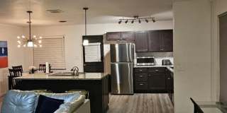 Fully Furnished Home in Putnam Heights + All Appliances Gallery 34