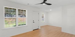 6060 Winston Trace Gallery 28