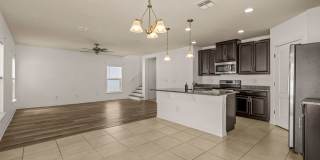 Spacious Riverview Rental in South Fork Lakes with Oversized Screened Patio & 2-Car Garage Gallery 30