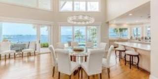 901 SE Riverside Drive Gallery 34