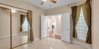 Beautiful Summerlin home in a gated community. Gallery 18