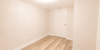 Bright 3-Bedroom Apartment! Gallery 11