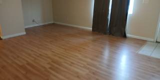 606-3 W. College St Gallery 1