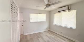 1632 NE 4th Pl Gallery 9