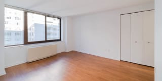 300 East 39th Gallery 25