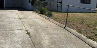 Available 3bd 1 bath Available 3bd 1 bath Gallery 1
