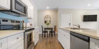 Pointe Grand Apartment Homes Gallery 21