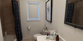 284 Fairbanks Avenue Gallery 7
