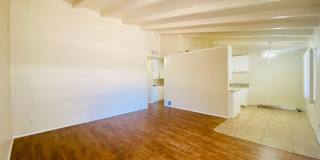 Swan Court Apartments - 1 and 2 Bedroom Homes! Gallery 2