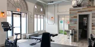 540 West Briar Place Gallery 16