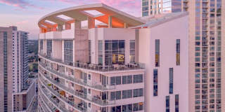 The Monarch by Windsor Gallery 1