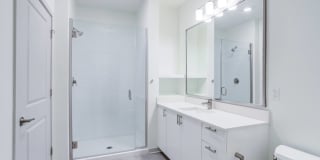 5 Points Northshore Gallery 16