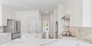 Luxury Furnished Home Gallery 14