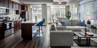 Oaks of Shorewood Apartments - 55+ Active Adult Apartment Homes Gallery 1