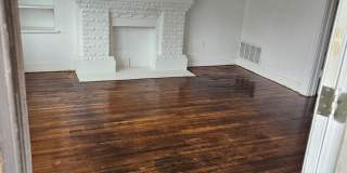 2 bed 1 bath for lease near downtown Gallery 16