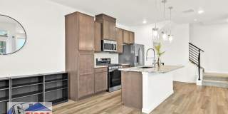 1.5 year old townhome with 3 bedrooms, 2 1/2 bathrooms, 2-car garage at Victory Ridge available NOW! Gallery 6