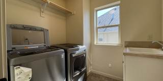 3BD/3BA Bethany Home with Vaulted Ceilings, Stainless Appliances & Gas Fireplace Gallery 32