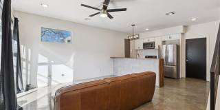 1008 N Francis Avenue Gallery 4