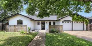 Updated North Austin Home for Lease on an Oversized Private Lot! Gallery 1