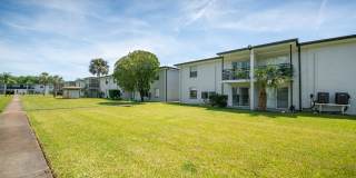 Palm Cove Apartments Gallery 13