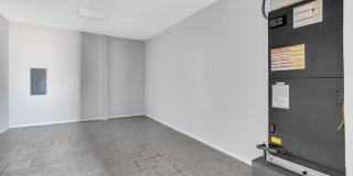 1500 N Grant Gallery 15
