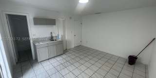 1717 NW 16th St Gallery 2
