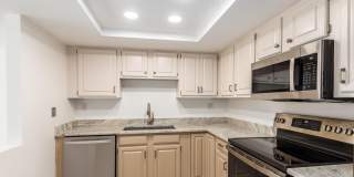 7840 E Camelback Road Gallery 1
