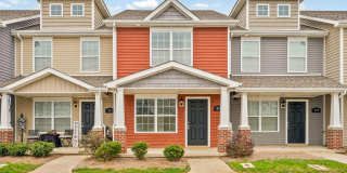 Nice Townhome in Governors Crossing Ready for you to Call home before Christmas Gallery 1