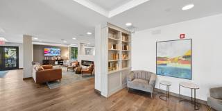 Uptown La Grange Gallery 24