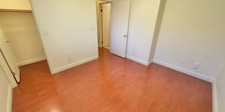 Beautiful 2 bedroom townhome with 2 car garage in gated community near Summerlin Gallery 11