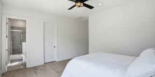 1513 OAKVIEW Drive Gallery 64