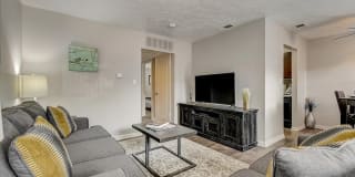 WatersEdge Denton Apartments Gallery 7