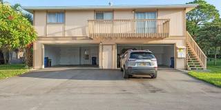 2 Bedroom Condo with One Car Garage Gallery 1