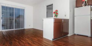 3582 S Gevers St Gallery 1