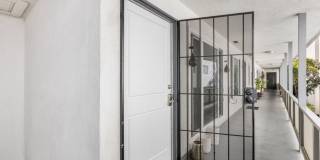 1929 Tamarind Ave unit: 8 Gallery 28