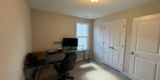 3704 Stone Street Hope Mills, NC 28348~Heritage Park Village Gallery 17