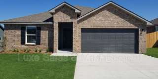 3206 Roman Circle Gallery 1