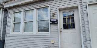 4BED/1.5BATH ON BATES - SOUTH OAKLAND GEM Gallery 1