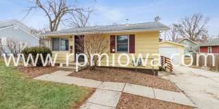 FENCED IN YARD!! 3 Bedroom, 2 Bath Home in Ames Gallery 1